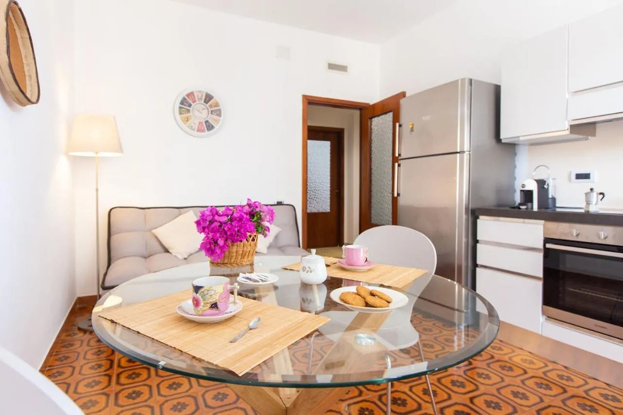 Appartement Il Canestro Sardo Cagliari Italië
